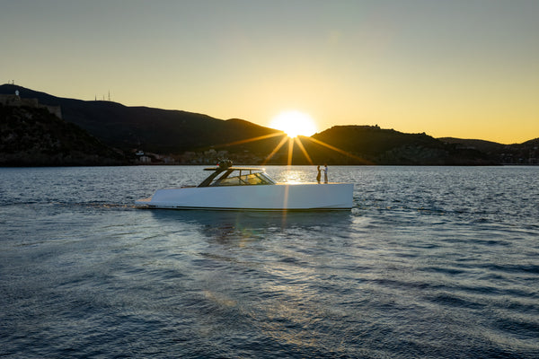 VanDutch 75 on BOAT International