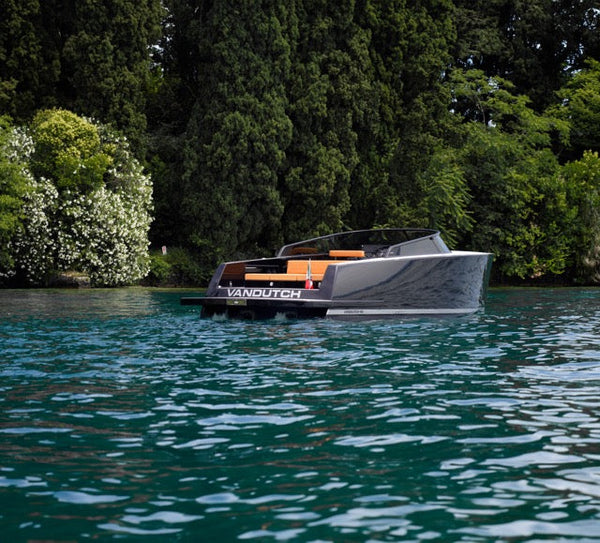 VanDutch on Vela e Motore