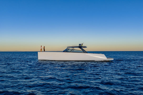 VanDutch 75 on Yacht Class