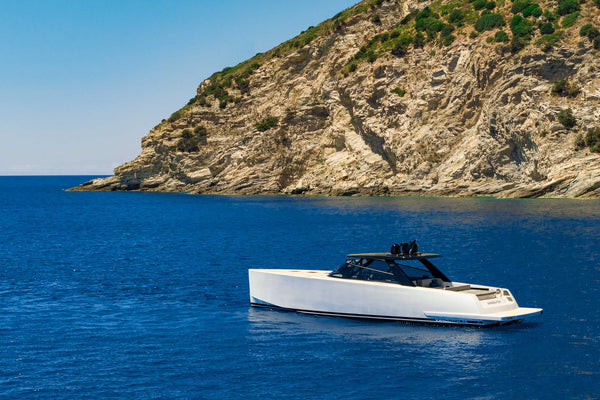 VanDutch 75 on Nautica